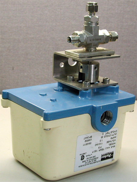 Parker_Electric_Actuator_71X_Ball_Valve_