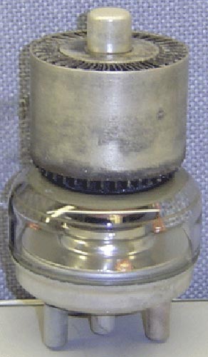 E 180 F = 6 J 49 Tube électronique Pentode 190 V 13 mA Nombre de pôles